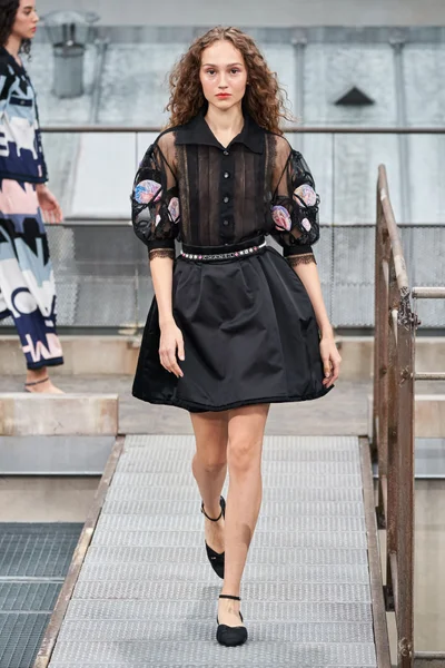 Look 71